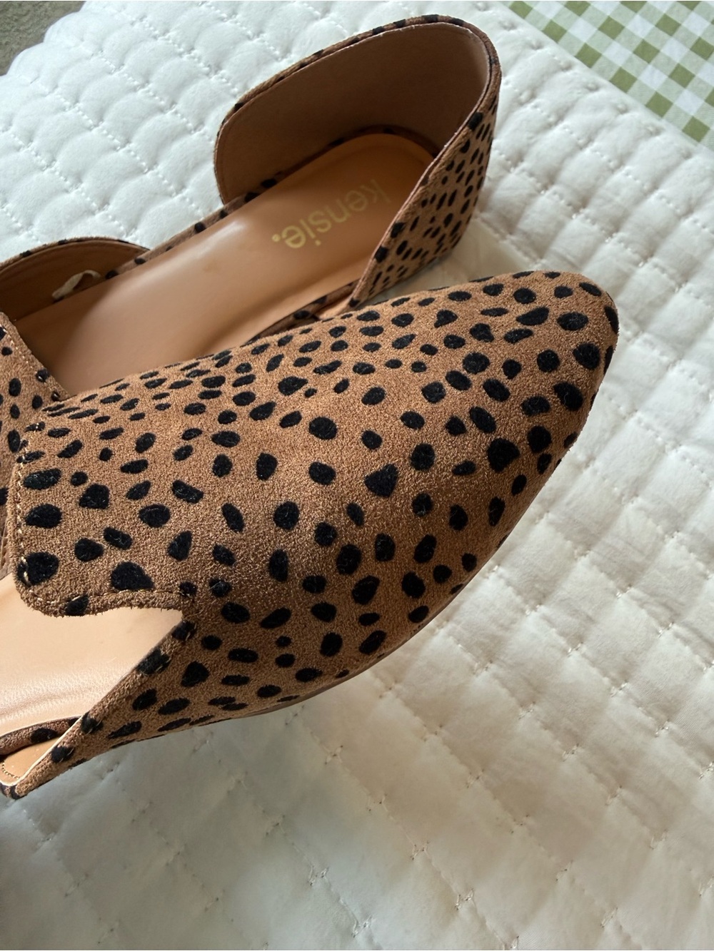 Brown Dot Print Pointed Toe Flats - Picture 4 of 4